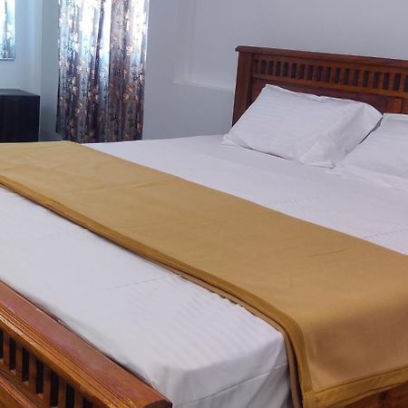 Hotel Aadhi Esha Residency à Tiruvannāmalai Extérieur photo